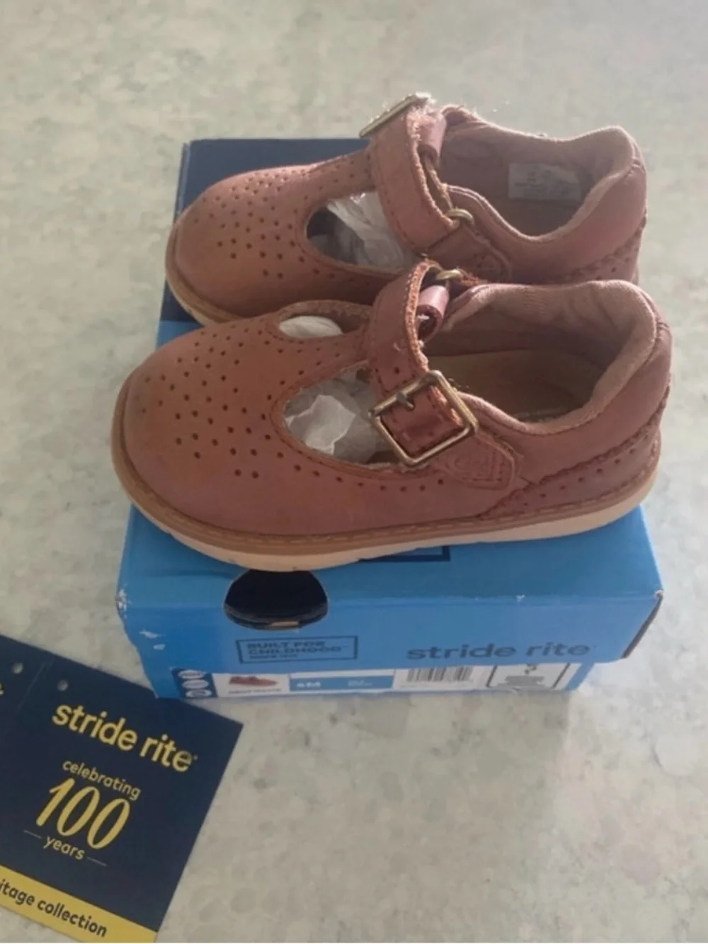 Stride Rite Brown Leather T-Strap Baby Walker Shoes size 4 months girls sierra